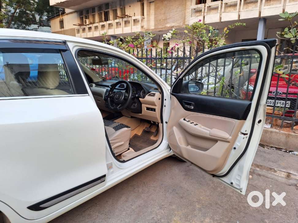 Maruti Suzuki Dzire 1.2 Vxi Amt, 2021, Petrol