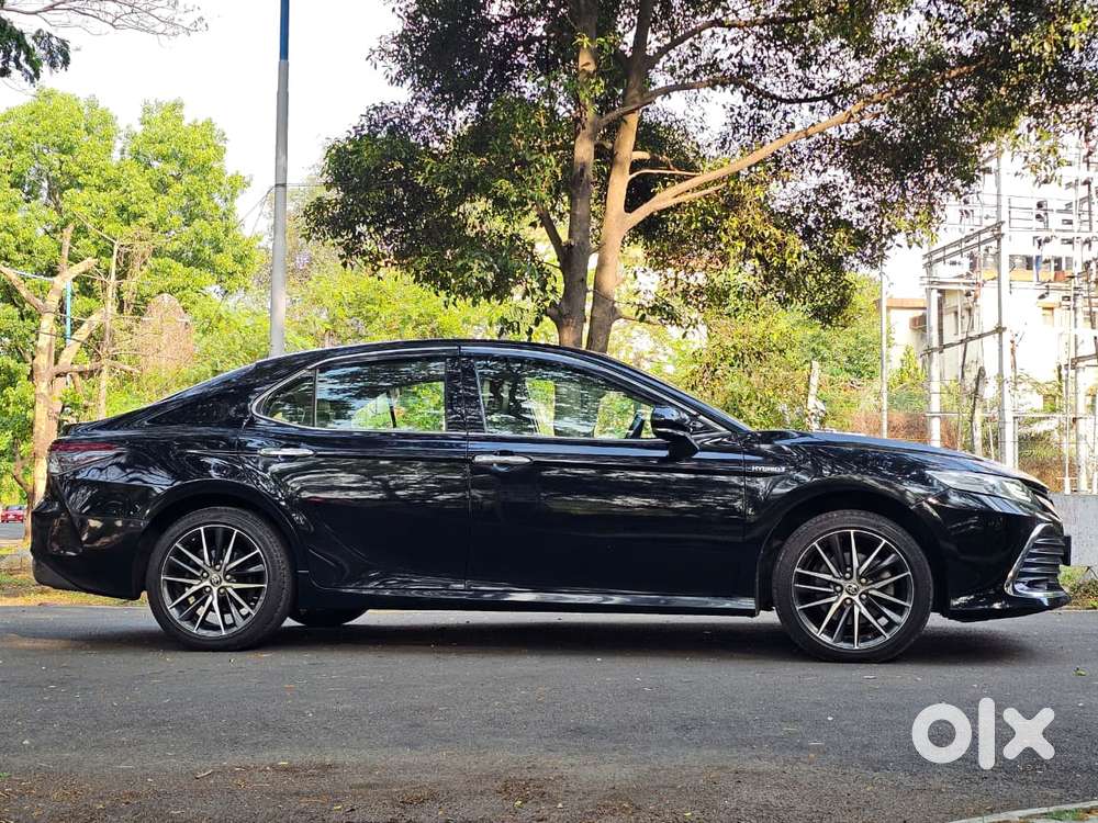 Toyota Camry Hybrid, 2023, Petrol