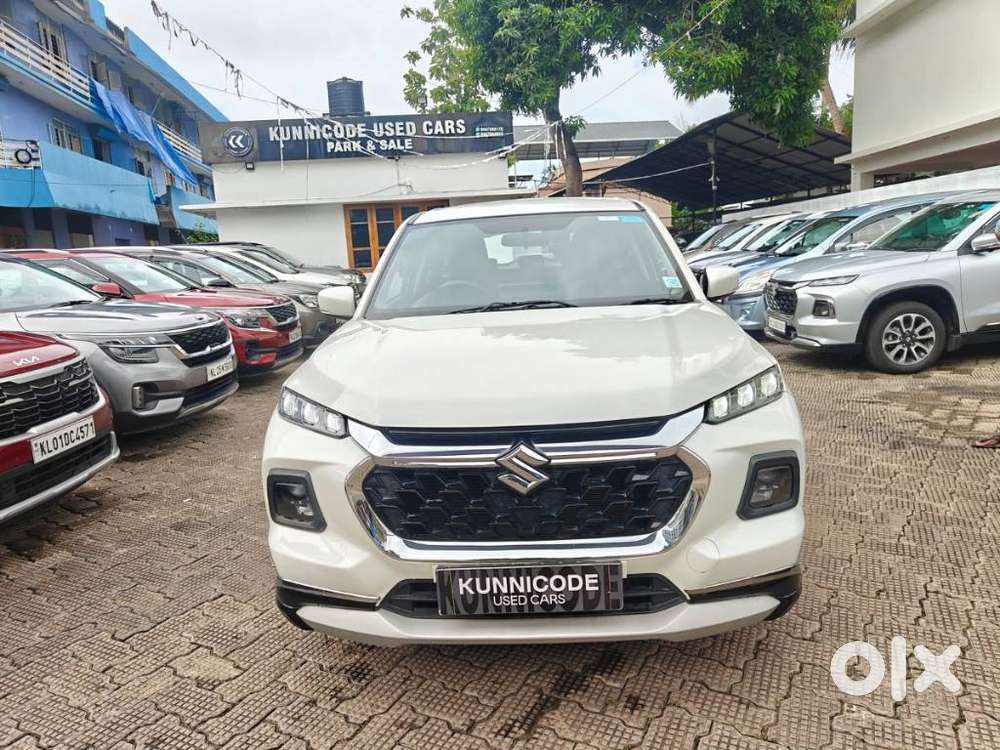 Maruti Suzuki Grand Vitara 1.5 Delta Smart Hybrid At, 2024, Petrol