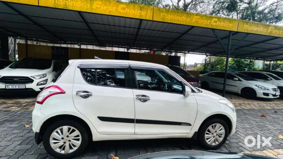 Maruti Suzuki Swift Vxi 1.2 Abs Bs-iv, 2015, Petrol