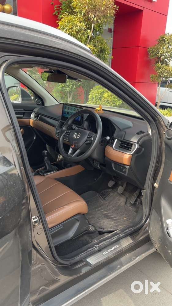 Honda Elevate 2023 Petrol Well Maintained