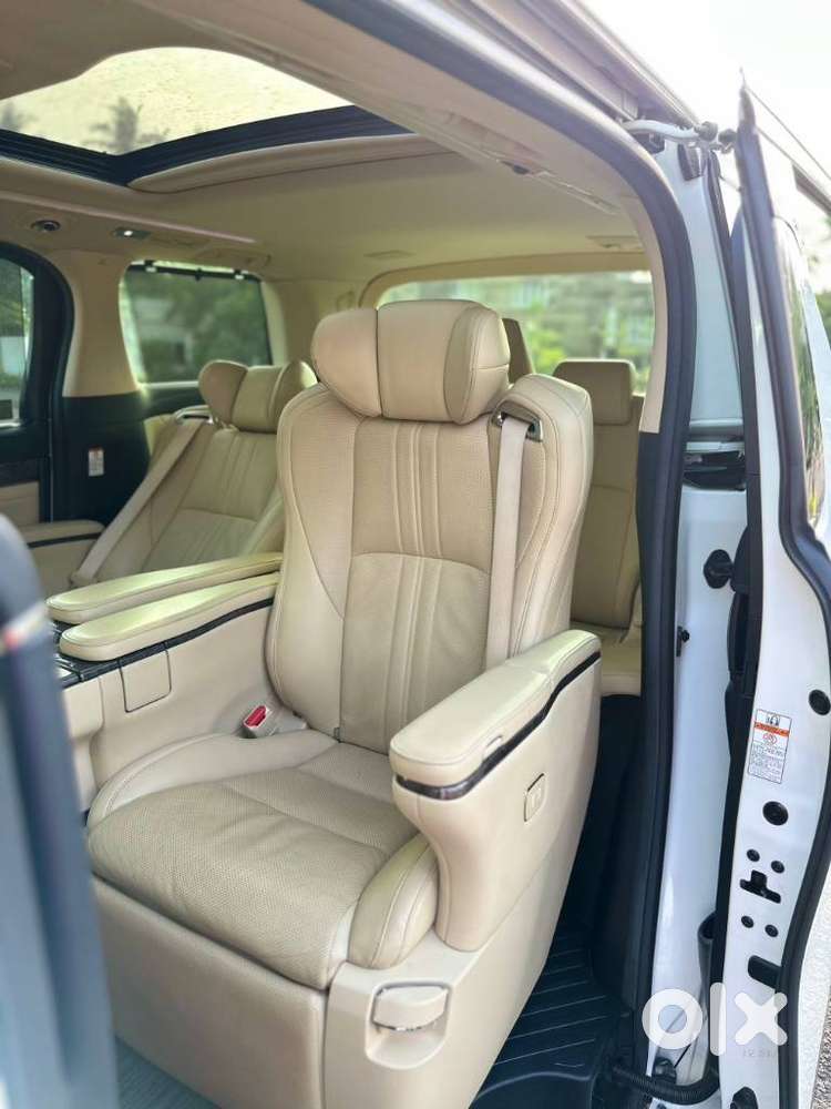 Toyota Vellfire 2.5 Hybrid, 2021, Petrol