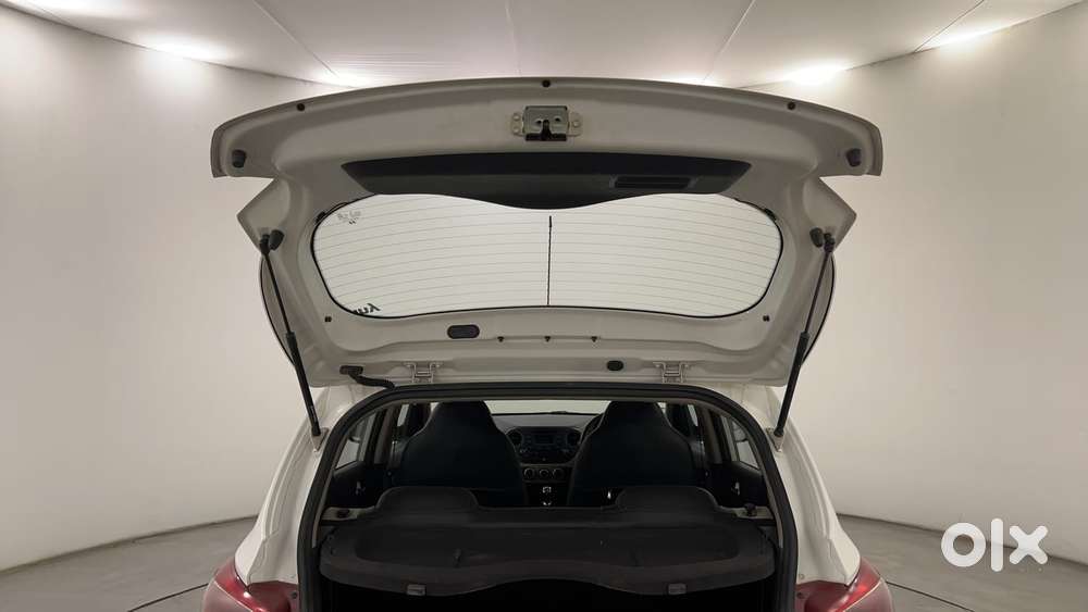 Hyundai Grand I10 1.2 Kappa Sportz, 2016, Petrol