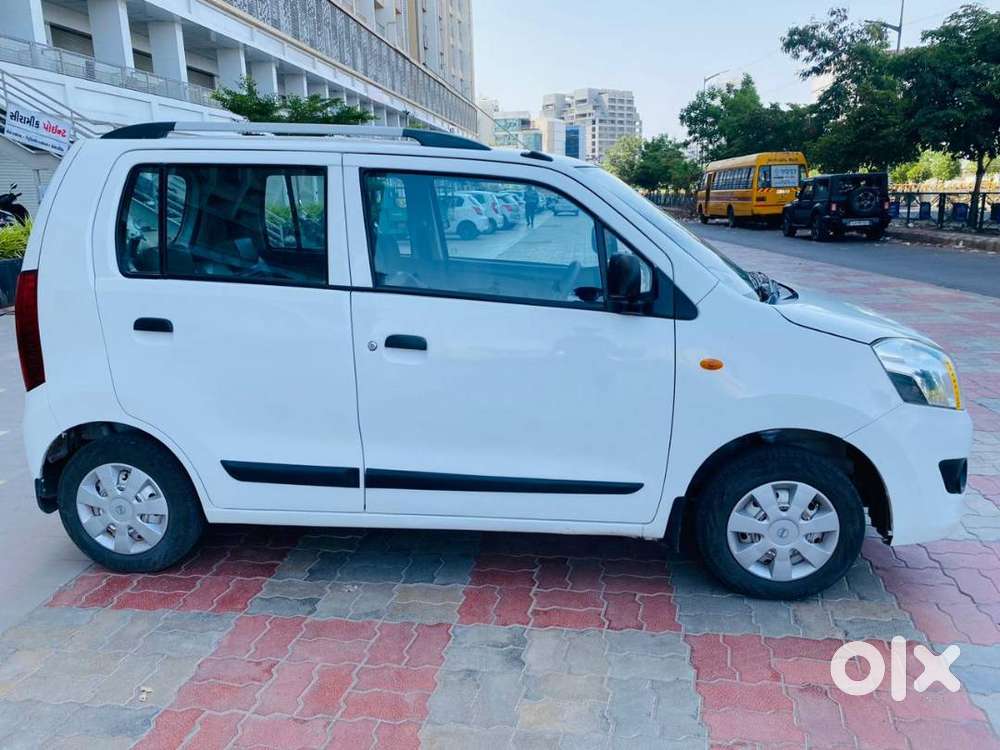 *wagon R Lxi ગાડી વેચવાની છે*