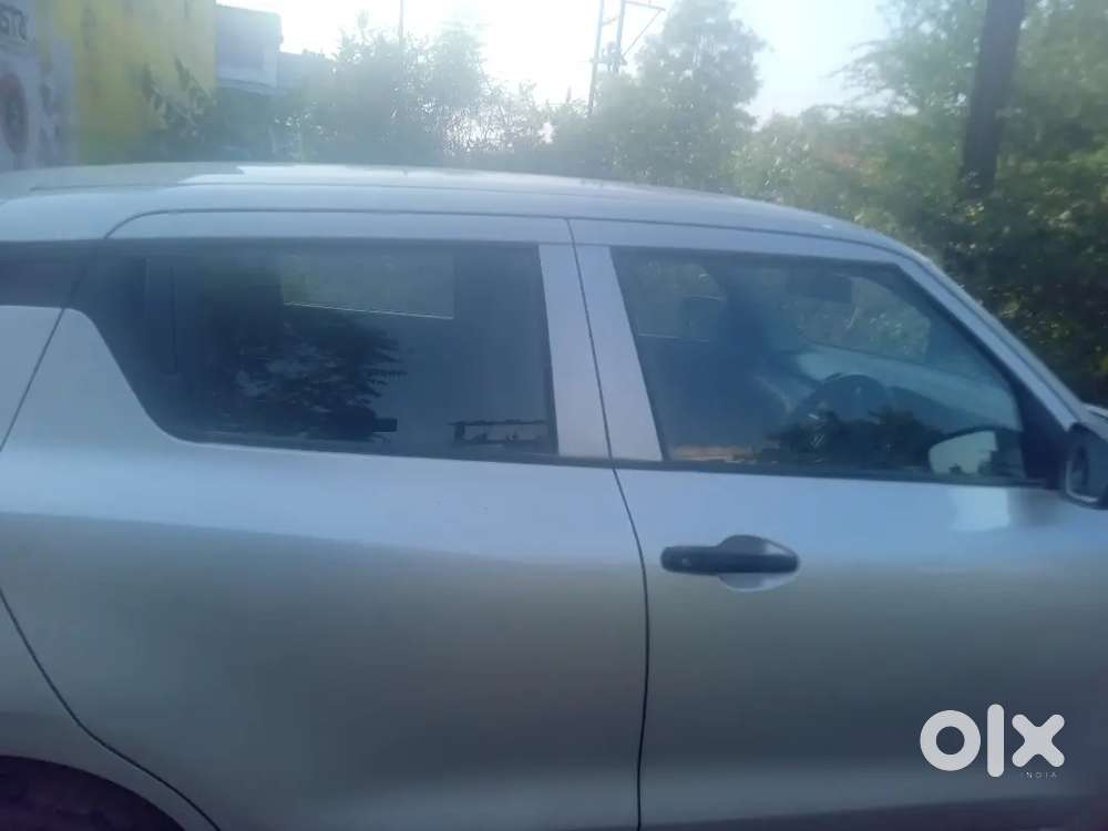 Maruti Suzuki Swift Lxi 2018