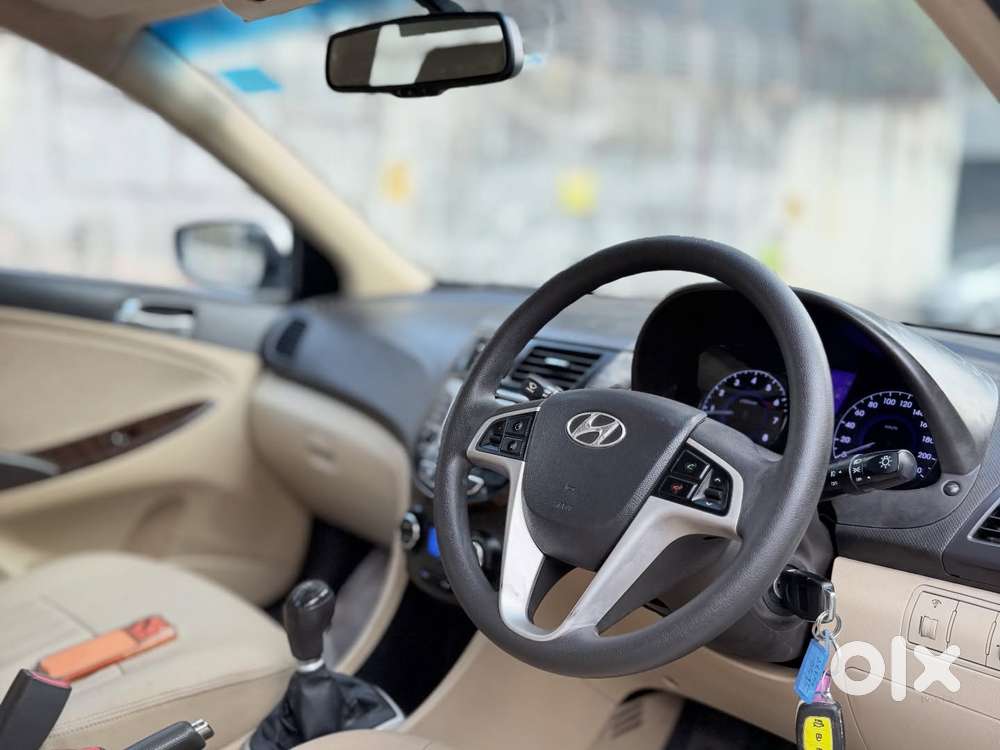 Hyundai Verna Vtvt 1.6 Sx, 2014, Petrol