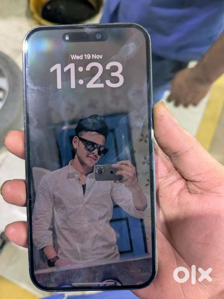 I phone 14 pro max 256GB in excellent condition
