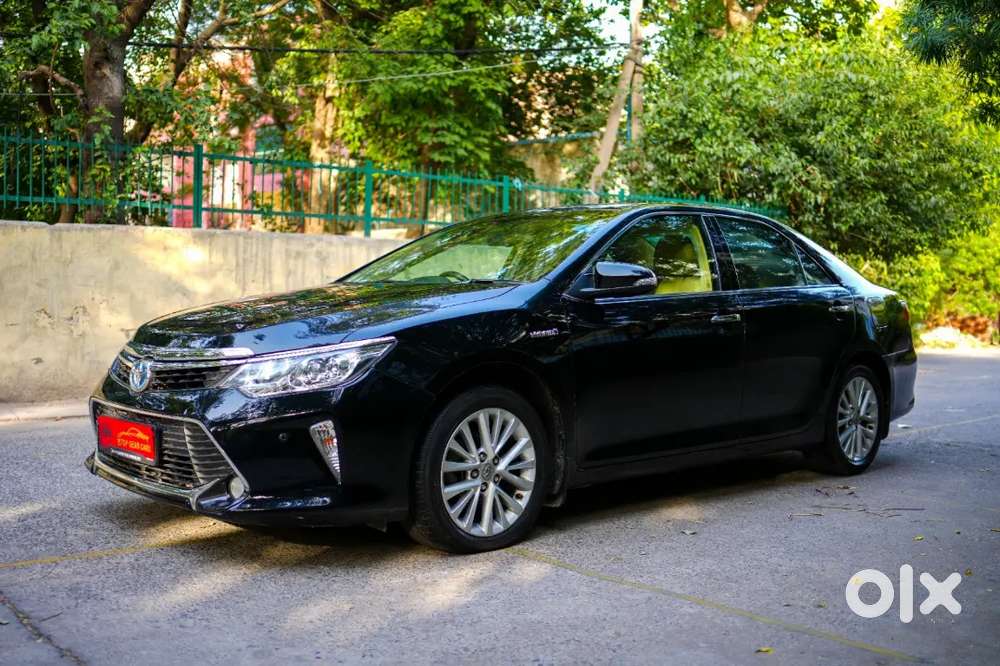 Toyota Camry 2016 Electric 74000 Km Driven
