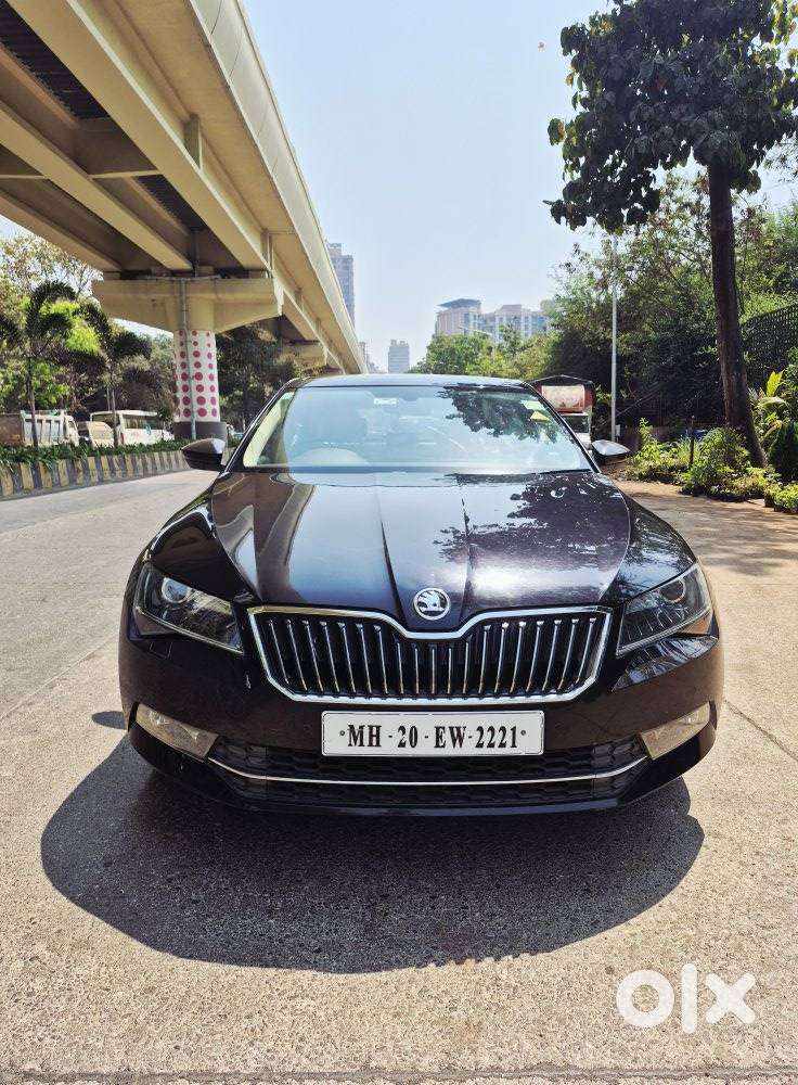 Skoda Superb 1.8 Elegance Tsi At, 2018, Petrol