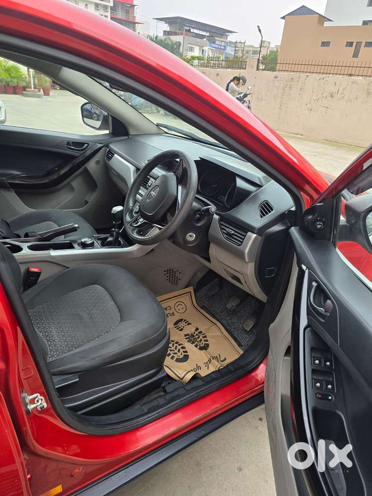 Tata Nexon 1.2 Revotron Xm, 2017, Diesel