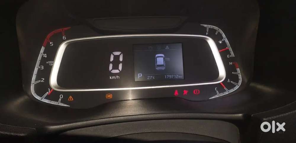 Kia Sonet 200 Diesel Well Maintained