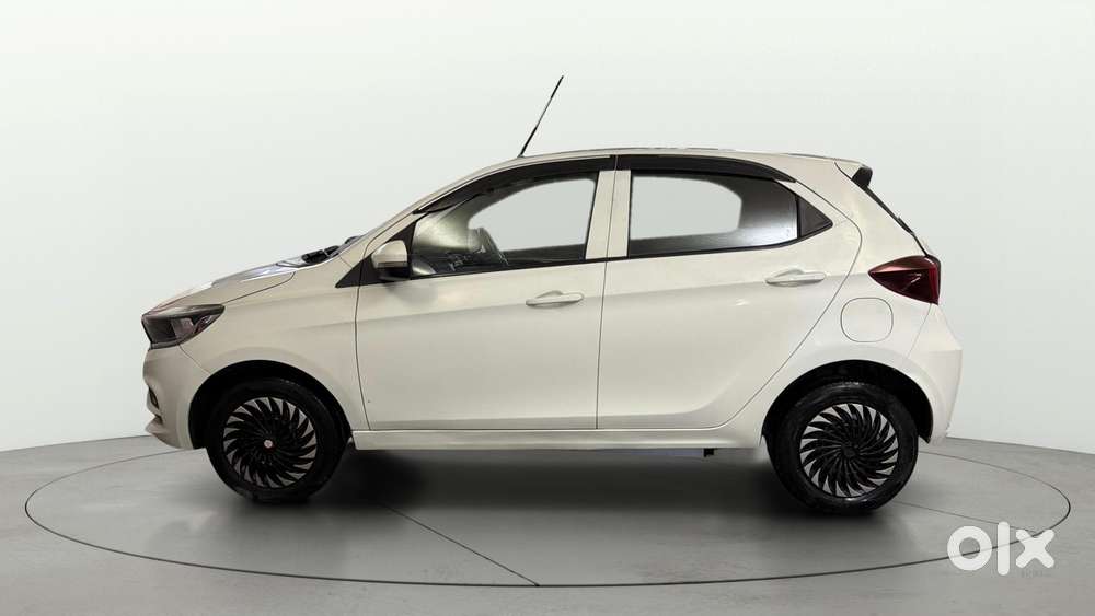 Tata Tiago 1.2 Revotron Xt Cng, 2022, Cng & Hybrids