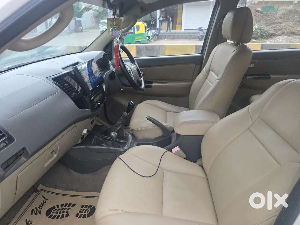 Toyota Fortuner 2012