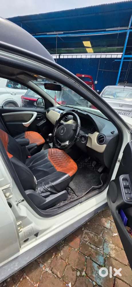 Renault Duster 2015 Petrol Manual 3rd Owner