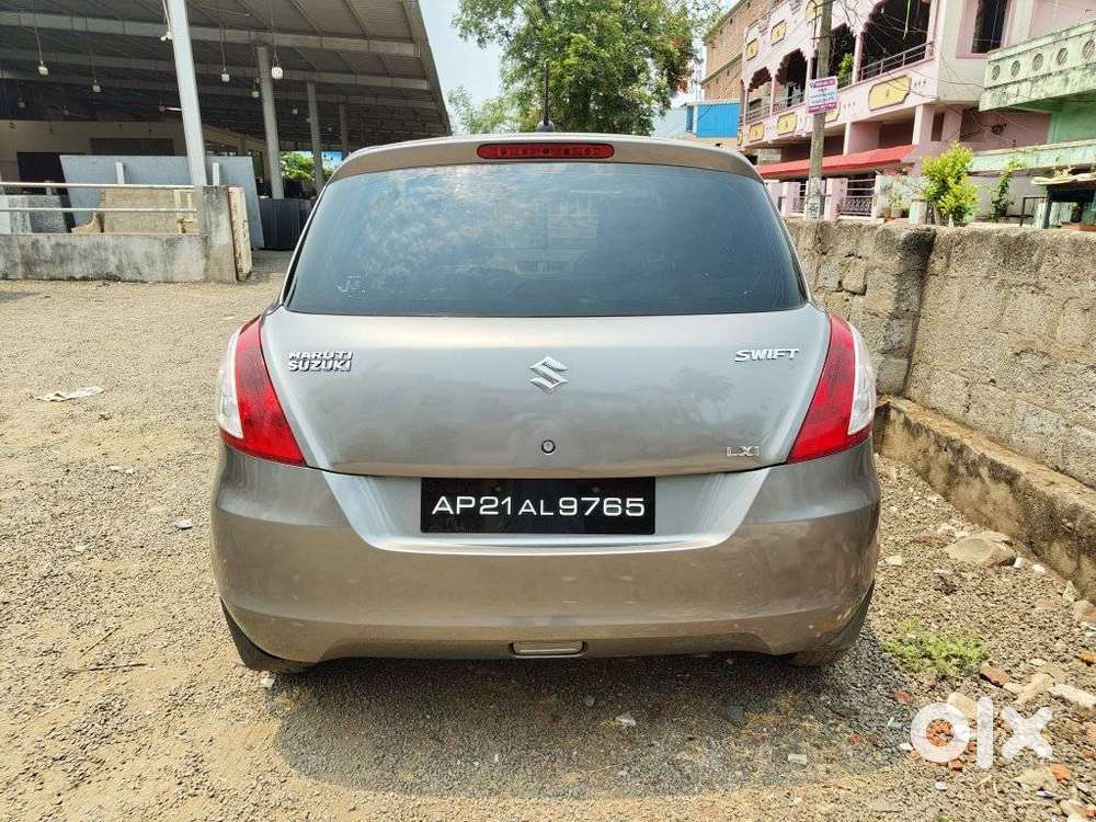 Maruti Suzuki Swift Lxi Optional-o, 2012, Petrol