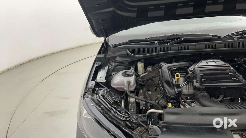 Skoda Slavia Ambition 1.0l Tsi Mt, 2023, Petrol