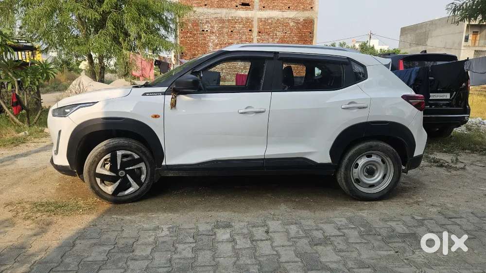 Nissan Magnite 2023 Petrol Well Maintained