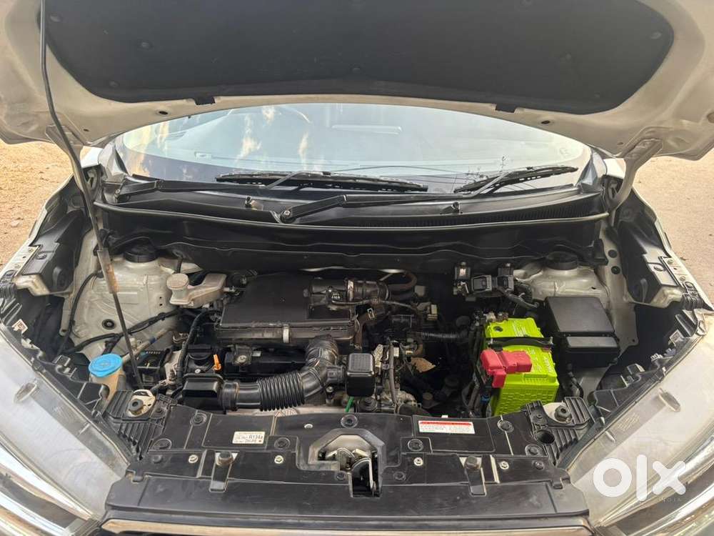 Maruti Suzuki Xl 6 Petrol Well Maintained