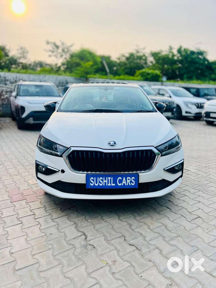 Skoda Slavia Style 1.0l Tsi Mt, 2025, Petrol