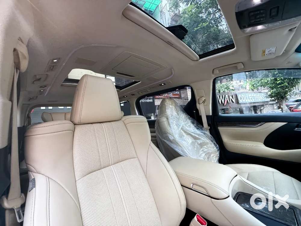 Toyota Vellfire, 2021, Petrol