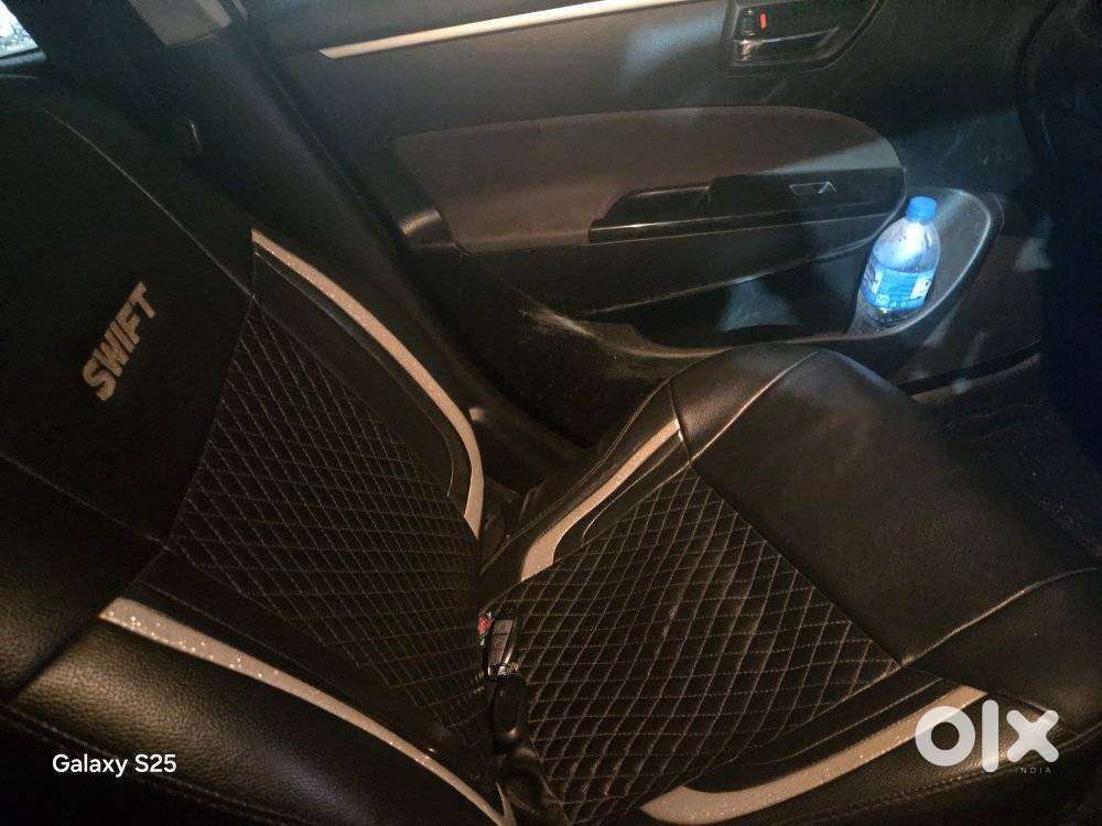 Maruti Suzuki Swift Vvt Zxi, 2017, Petrol