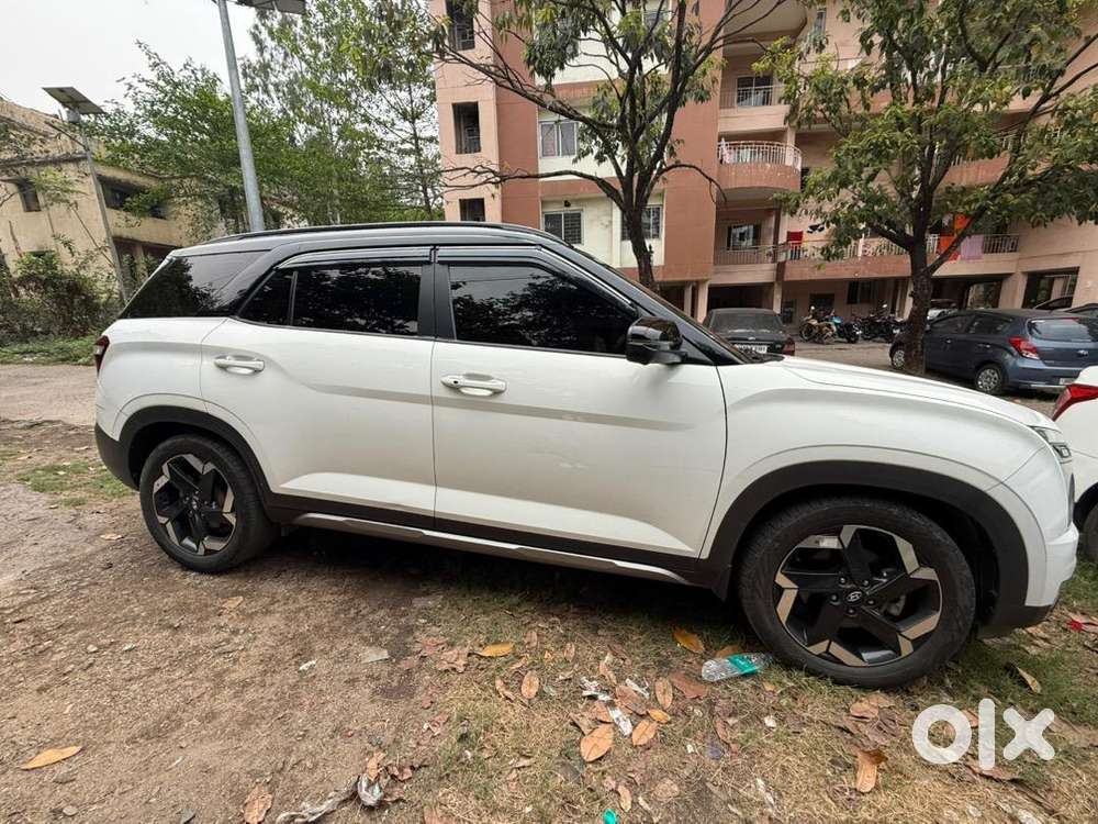 Hyundai Alcazar 2022 Diesel Well Maintained