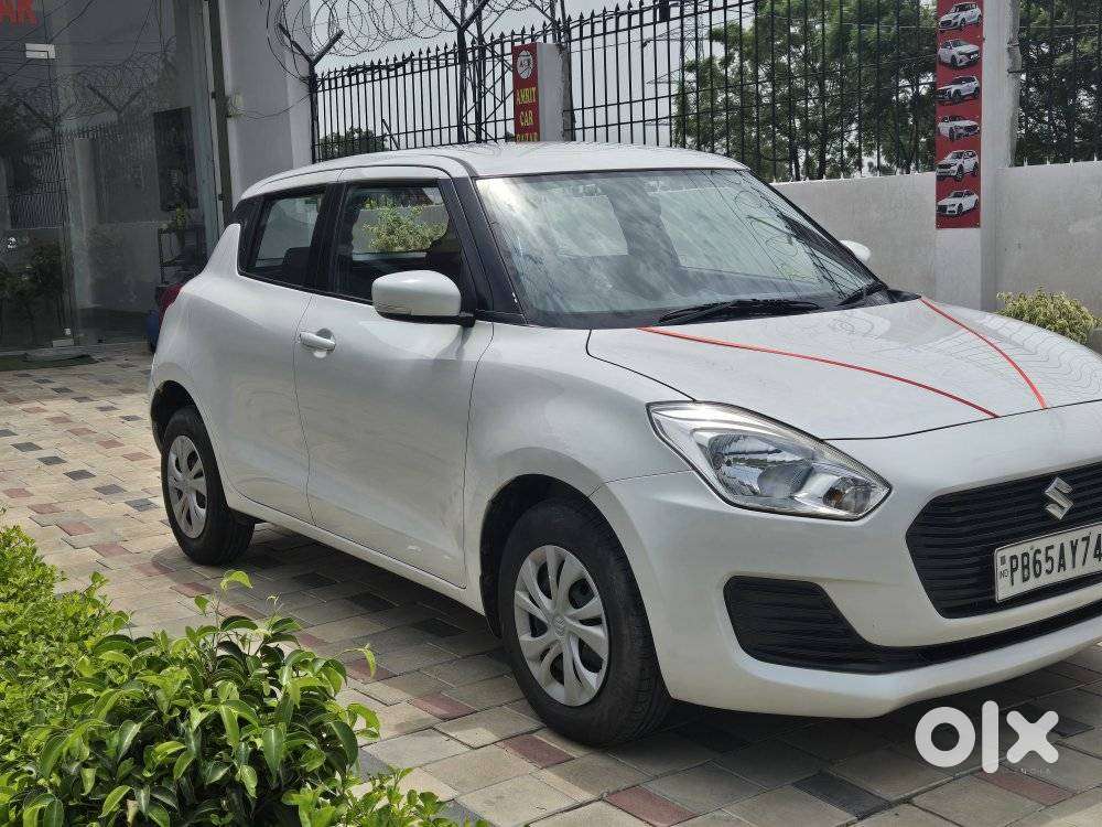 Maruti Suzuki Swift Vvt Vxi, 2020, Petrol