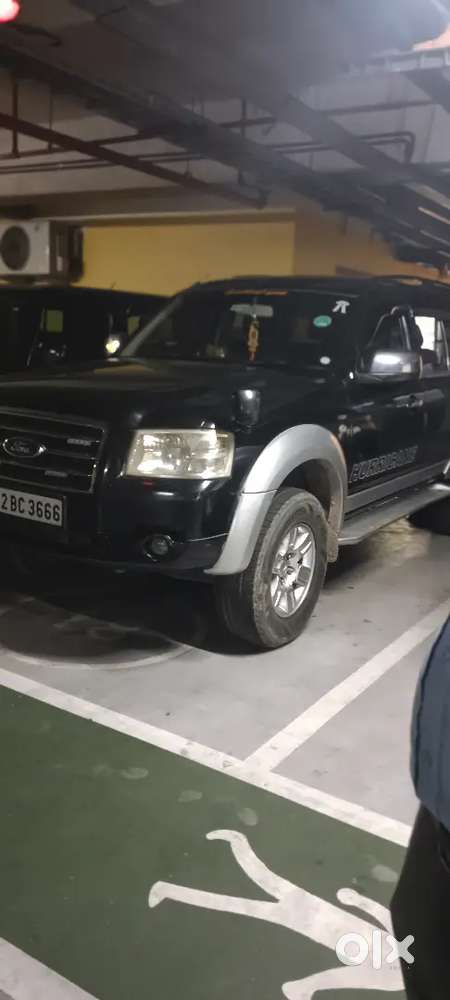 Ford Endeavour