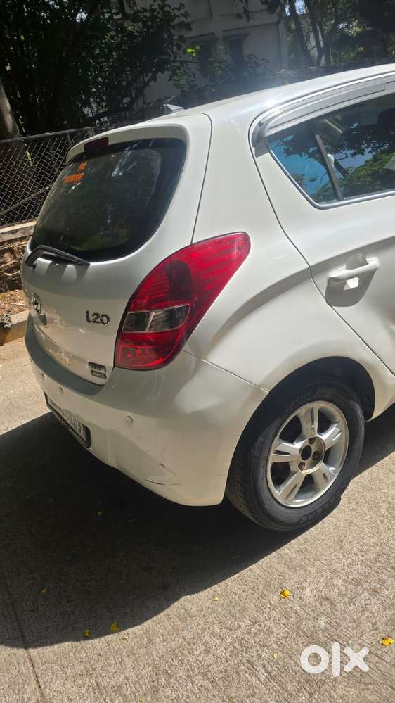 Hyundai I20 1.4 Asta Option, 2011, Cng & Hybrids