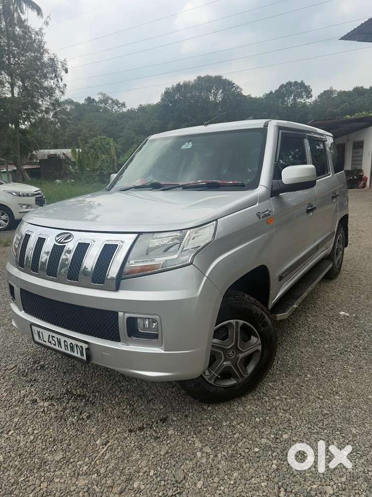 Mahindra Tuv 300 2016 Diesel Well Maintained