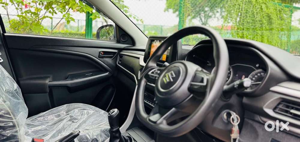 Maruti Suzuki Brezza 1.5 Vxi Cng, 2023, Cng & Hybrids