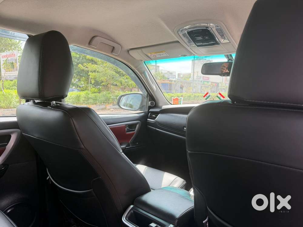 Toyota Fortuner Legender 4x2 At 2.8, 2024, Diesel
