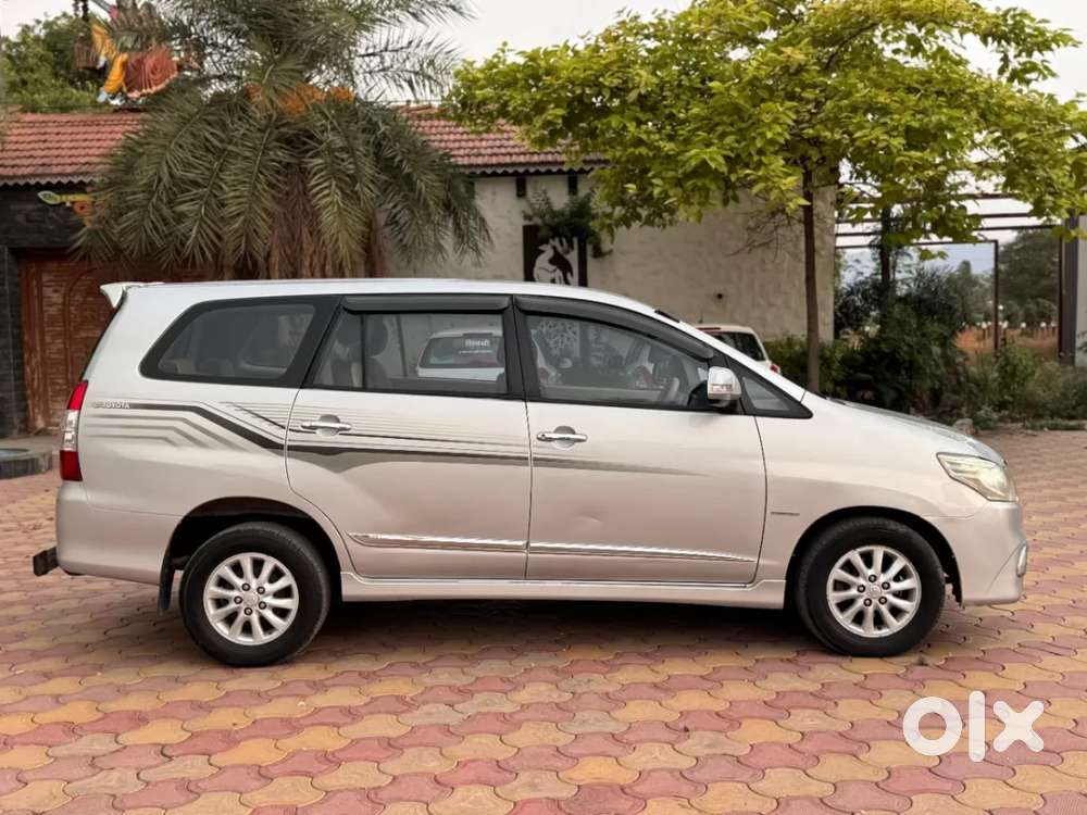 Toyota Innova 2.5 Ev Ps 7 Str Bs-iii, 2014, Diesel