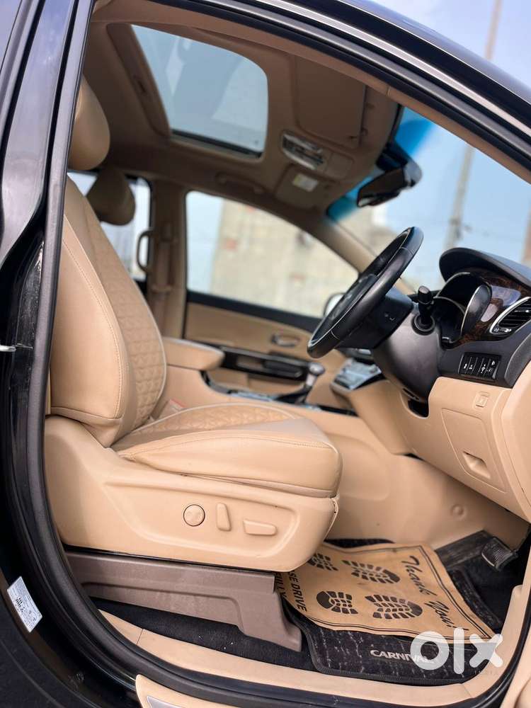 Kia Carnival Limousine Plus 7 Str, 2023, Diesel