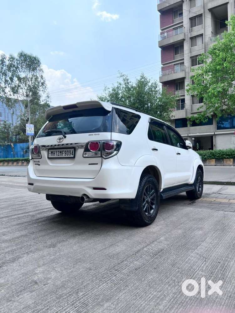 Toyota Fortuner 3.0 4x4 At