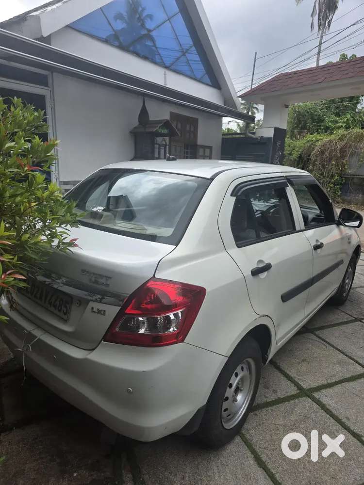 Maruti Suzuki Dzire 2015 Petrol Well Maintained