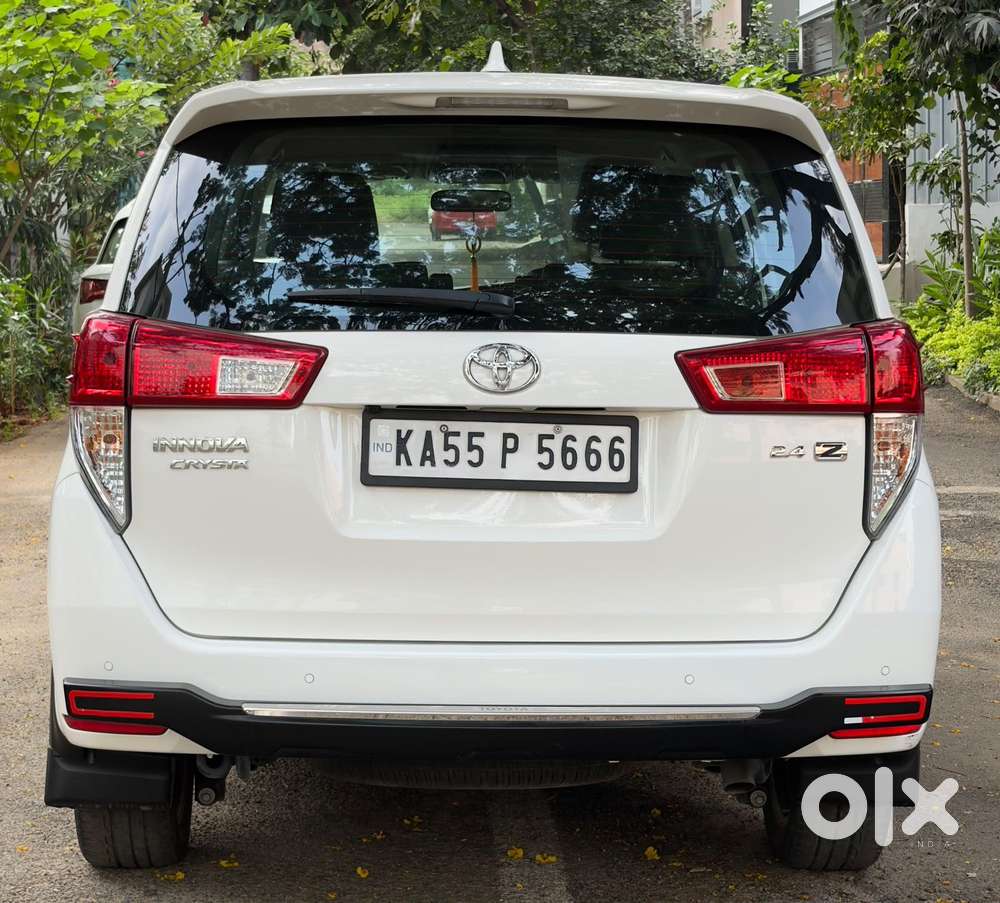 Toyota Innova Crysta 2.4 Z 7 Str, 2025, Diesel