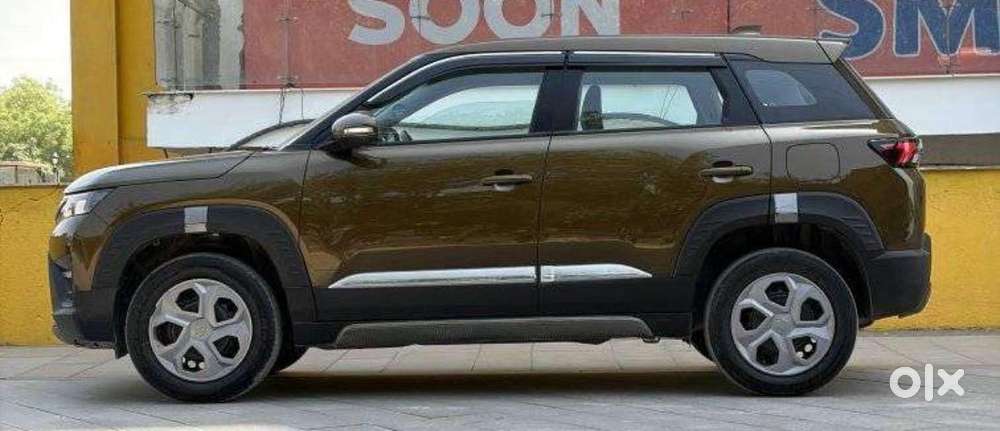 Maruti Suzuki Brezza 1.5 Vxi Cng, 2023, Cng & Hybrids