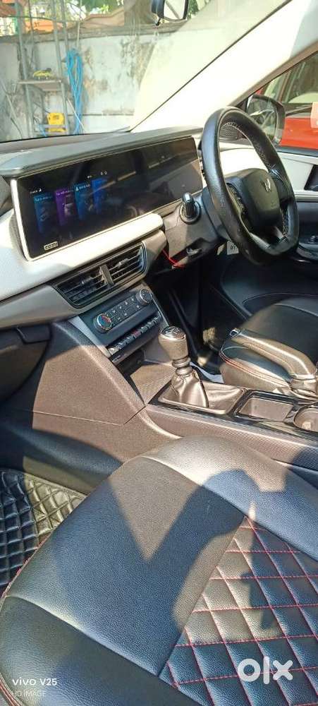 Mahindra Xuv700 2.2 Ax 5 Diesel Mt Str, 2023, Diesel