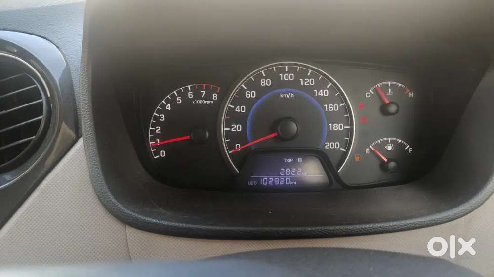 Hyundai Grand I10 Sports 2015 Petrol 100000 Km Driven