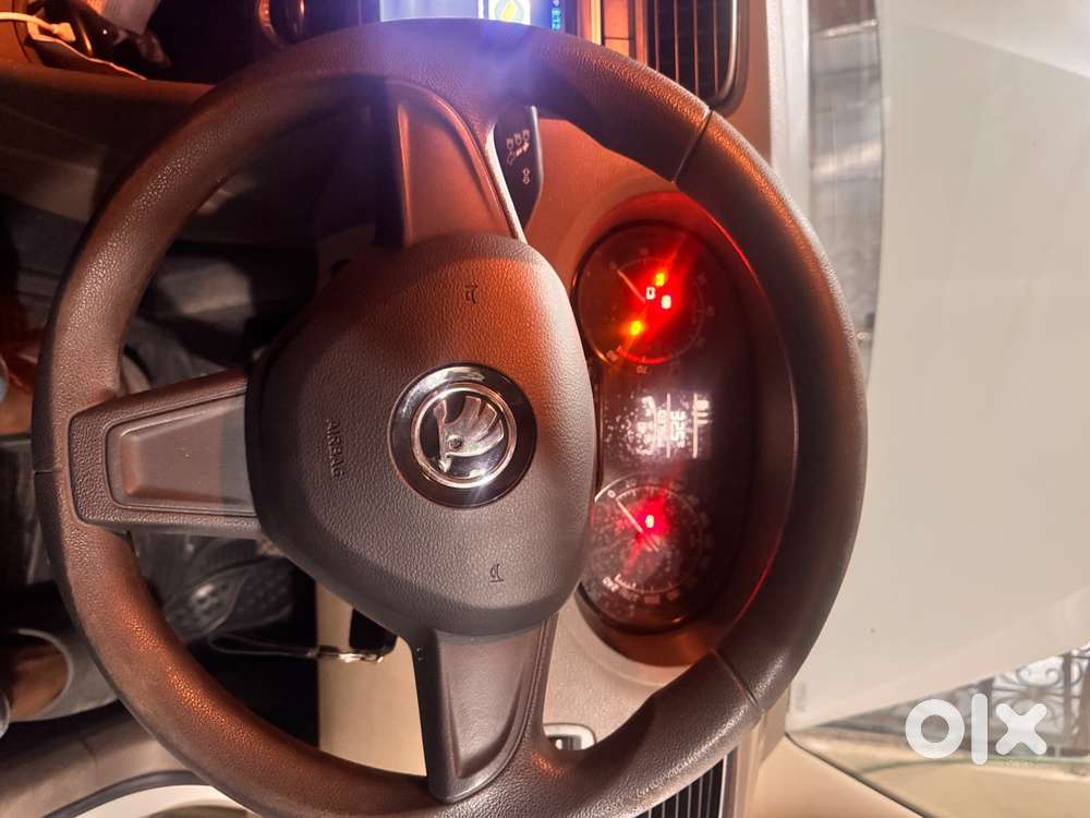 Skoda Rapid 1.6 Active Plus Mpimt