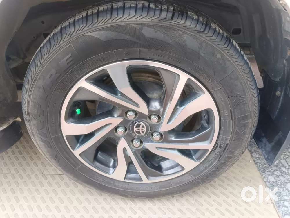 Toyota Innova Crysta 2.4 G Mt 7 Str, 2021, Diesel