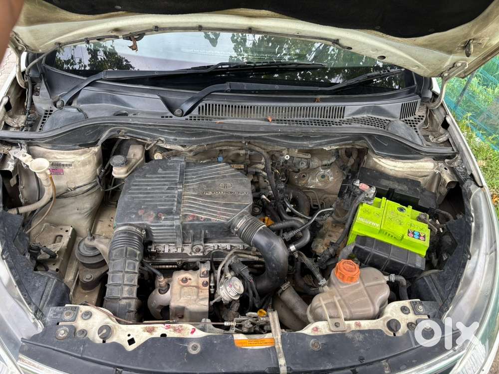 Tata Bolt Petrol 2016