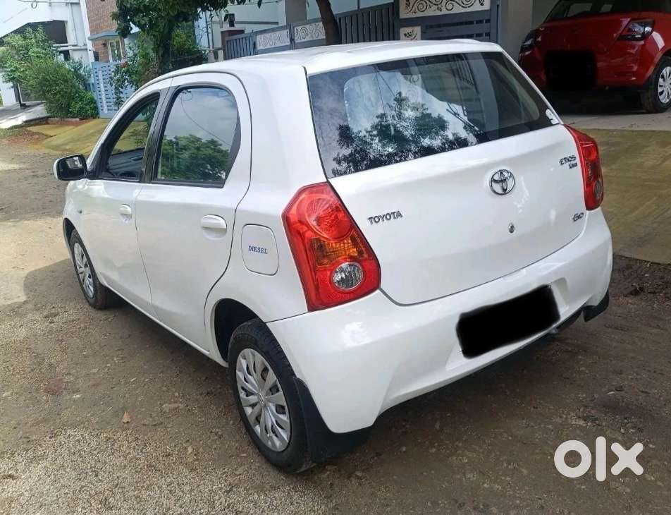 Toyota Etios Liva 2012