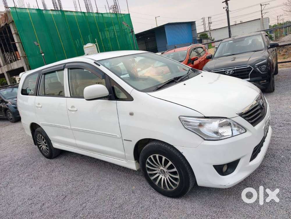 Toyota Innova 2.5 V 7 Str, 2011, Diesel