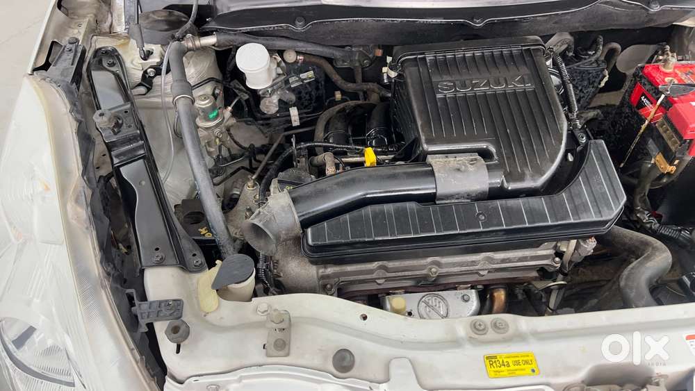 Maruti Suzuki Swift Vvt Vxi, 2012, Petrol