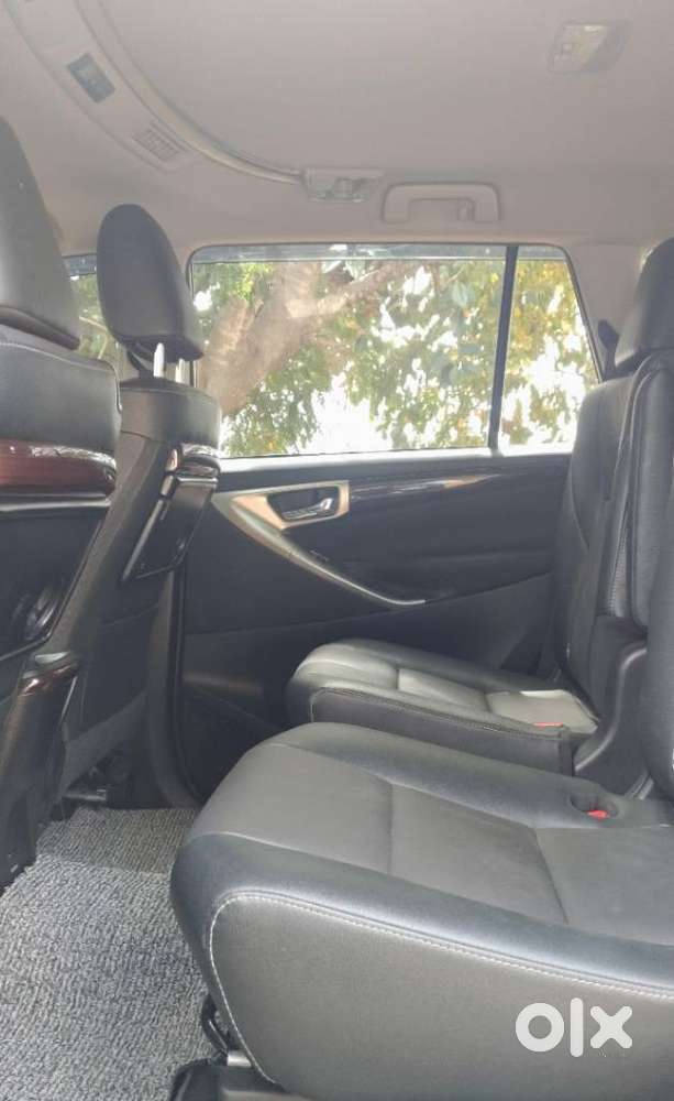 Toyota Innova Crysta 2.4 Z 7 Str, 2025, Diesel