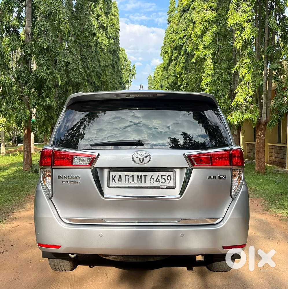Toyota Innova Crysta 2019