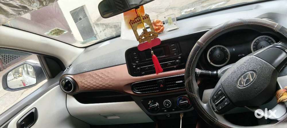 Hyundai Aura 1.2 S Petrol Amt, 2020, Petrol