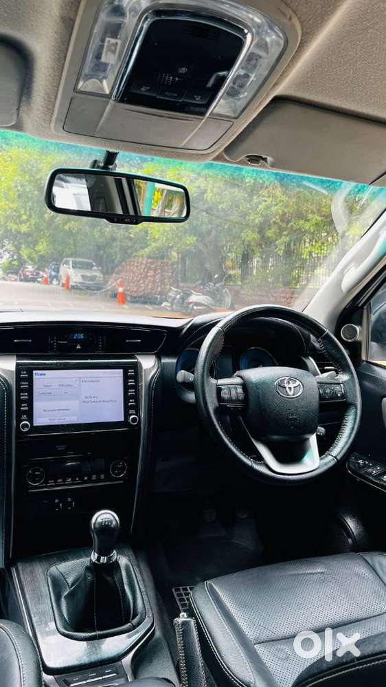 Toyota Fortuner 4x2 Mt 2.8 Diesel, 2023, Diesel